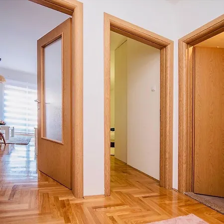 Harmonija 2 Apartman *